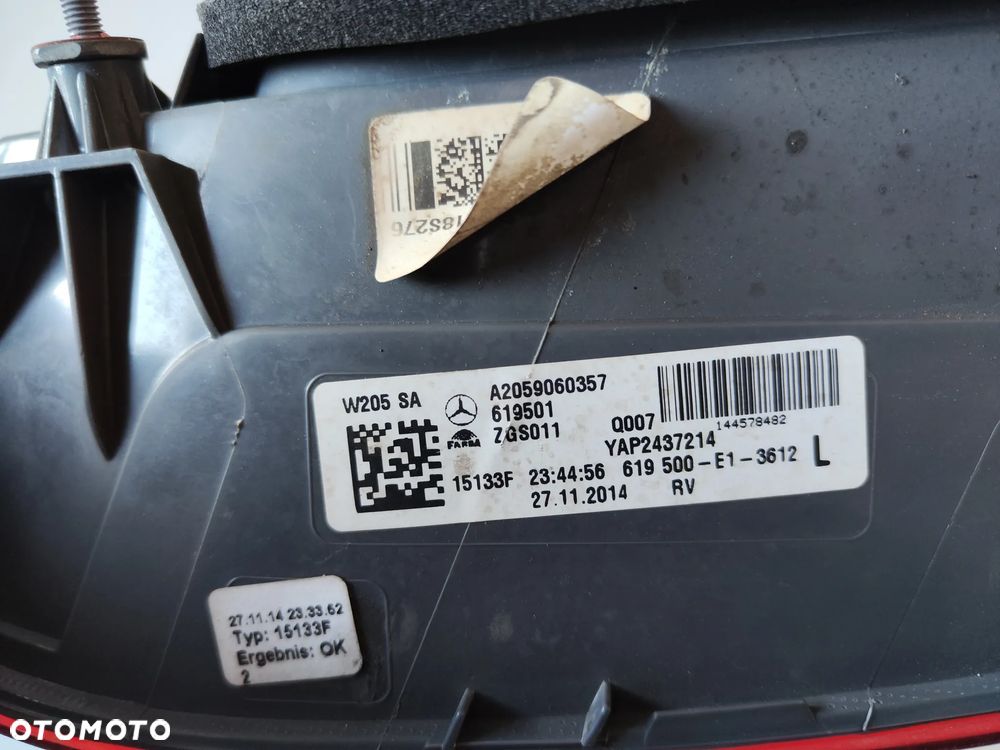 Lampa tylna lewa Mercedes C Klasa A2059060357 - 9