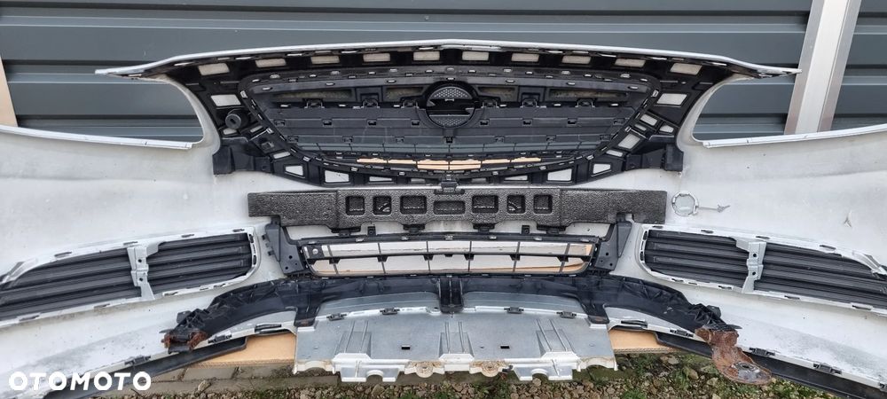 Opel Insignia A 2008-2013 zderzak przód oryginał MA086 - 9