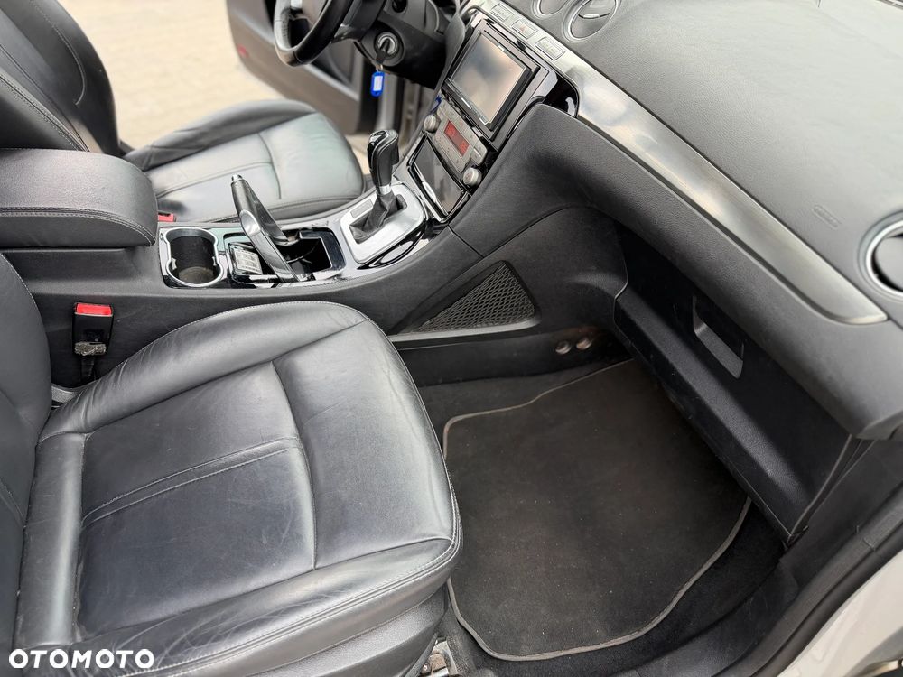 Ford S-Max 2.0 TDCi DPF Titanium X - 20