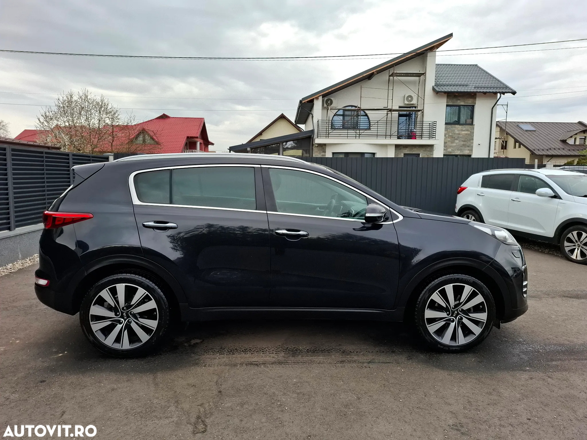 Kia Sportage 1.7 CRDI 2WD Edition 7 - 12