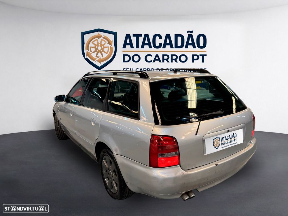 Audi A4 Avant - 28