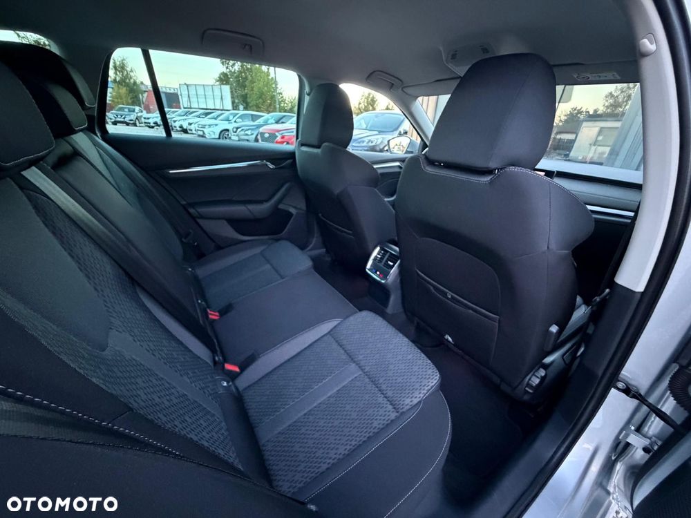 Skoda Octavia 2.0 TDI DSG Edition Plus - 25