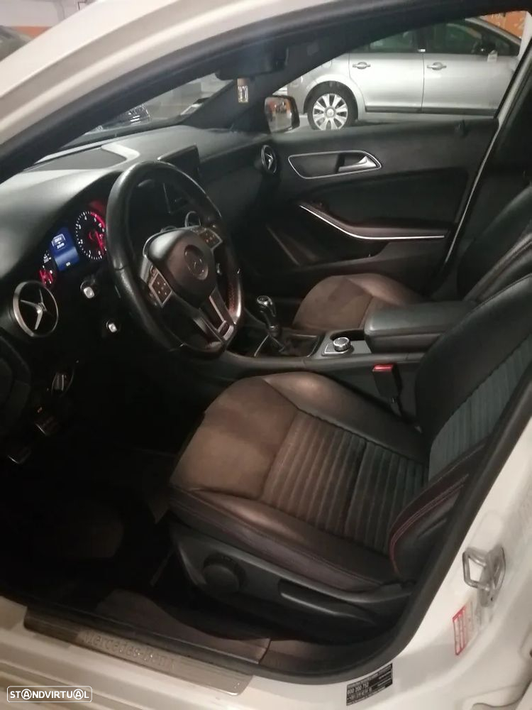 Mercedes-Benz A 180 CDi BE AMG Line - 2