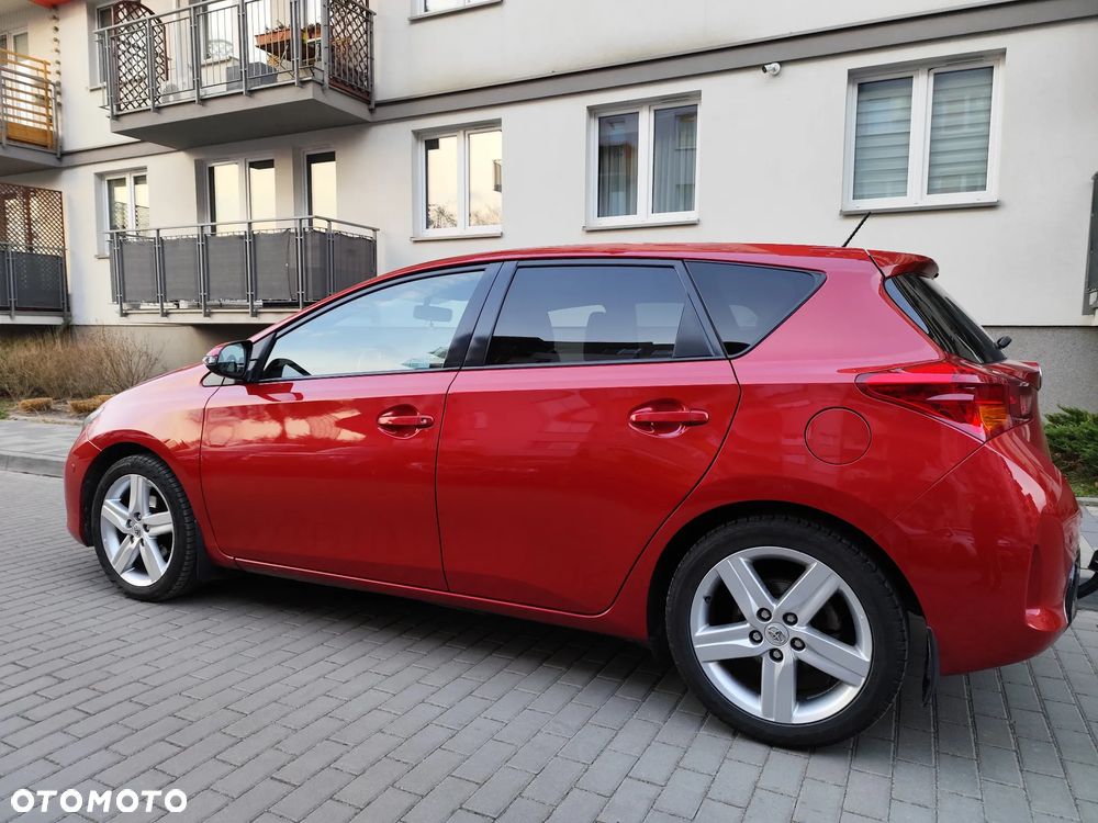 Toyota Auris 1.6 Prestige - 3