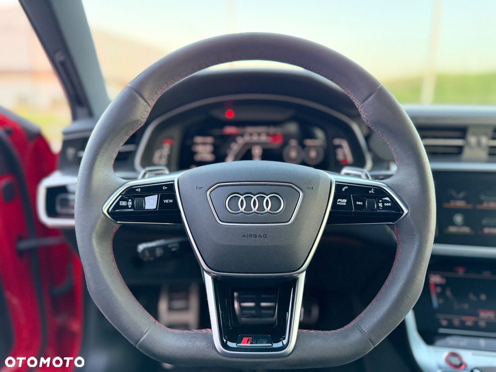 Audi RS6 Avant - 12