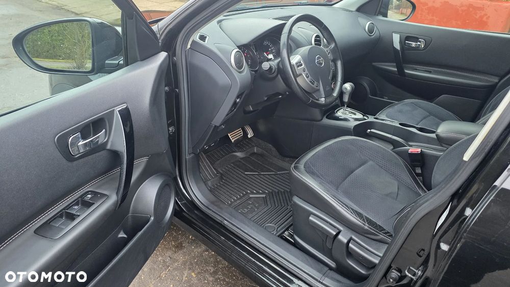 Nissan Qashqai 2.0 CVT 360 - 16