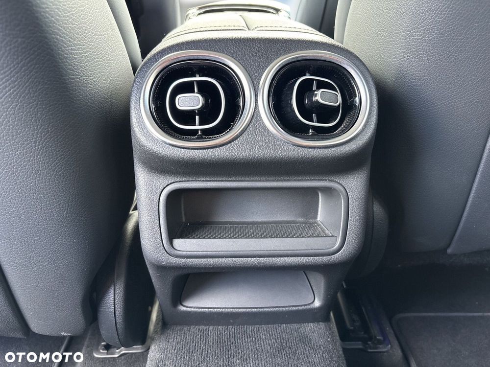Mercedes-Benz GLC - 25