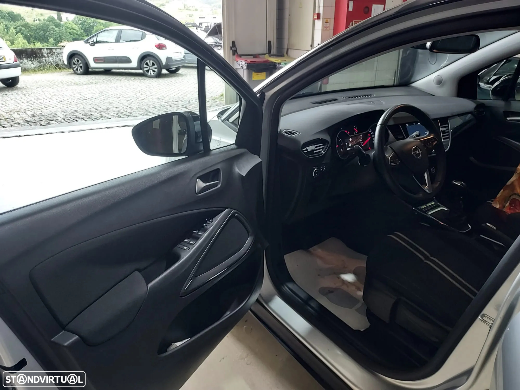 Opel Crossland 1.2 T Elegance - 10