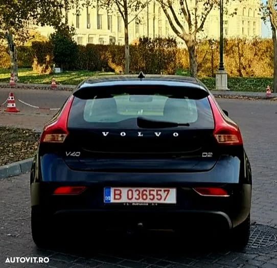 Volvo V40 D2 Momentum - 11