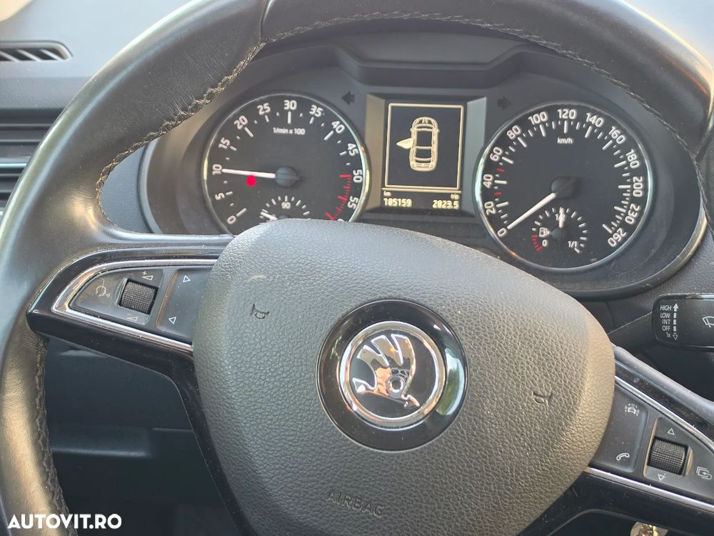 Skoda Octavia 1.6 TDI Style - 9