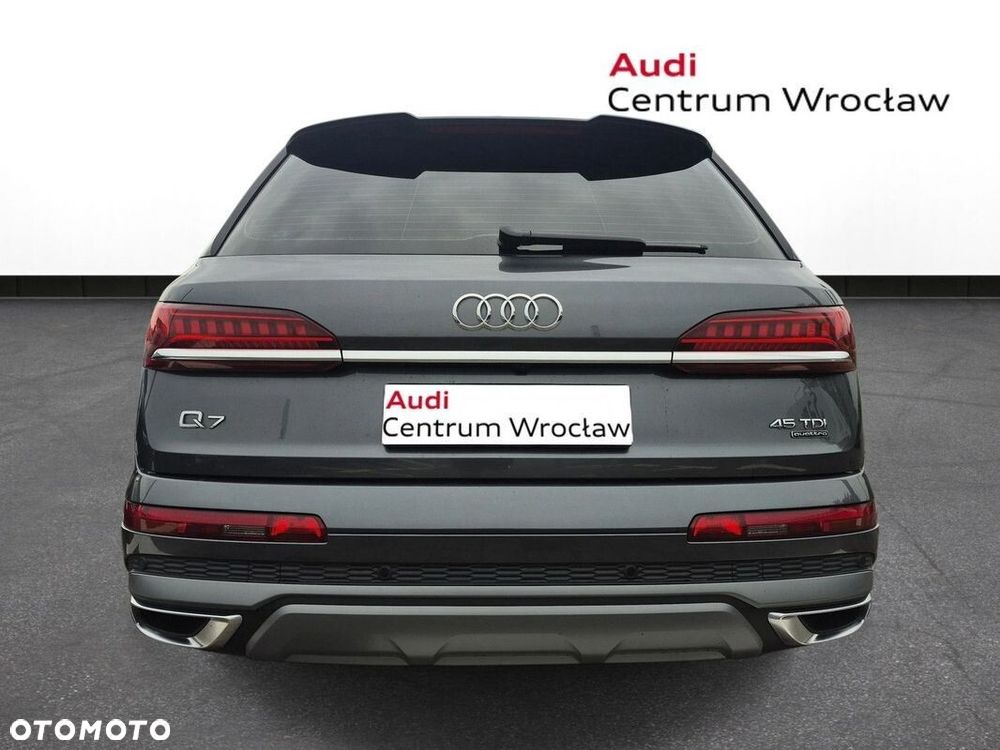 Audi Q7 - 4