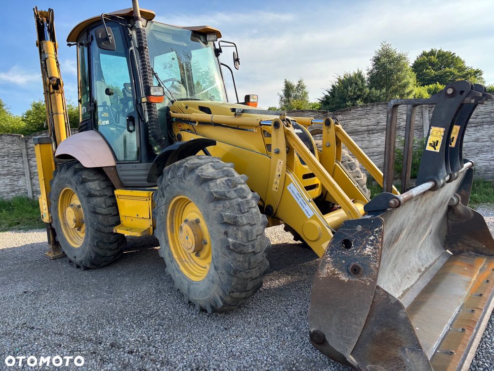 Komatsu WB97S-5EO 2015r 4x4x4 koparko ładowarka dżojstiki - 6