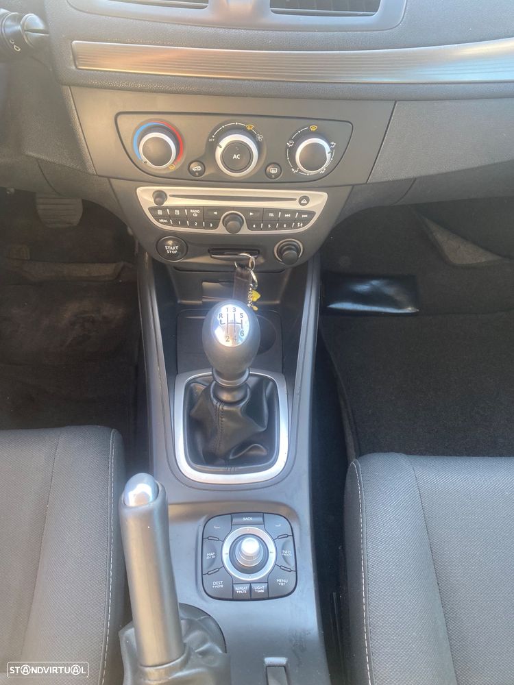 Renault Mégane Sport Tourer - 12