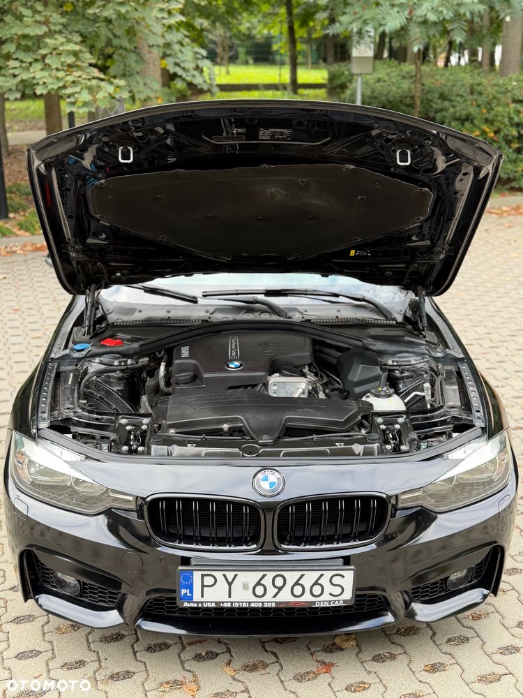 BMW Seria 3 320i - 27