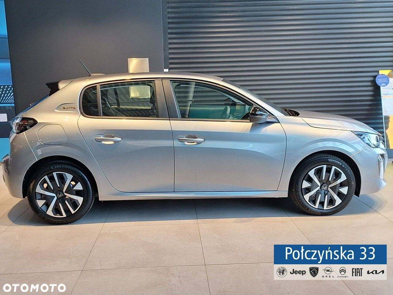 Peugeot 208 - 3