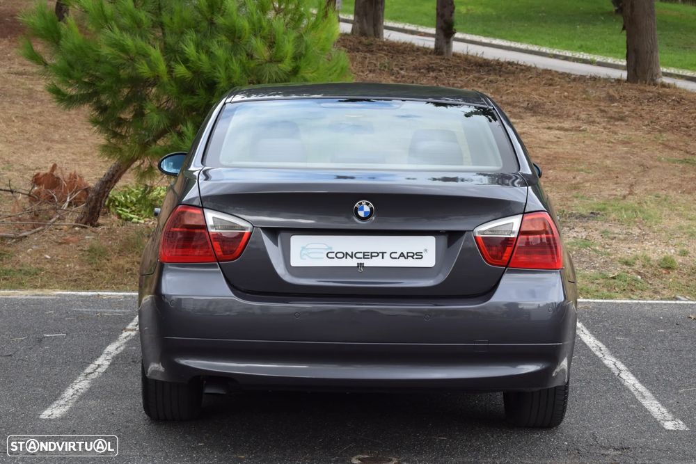 BMW 318 d Exclusive - 29
