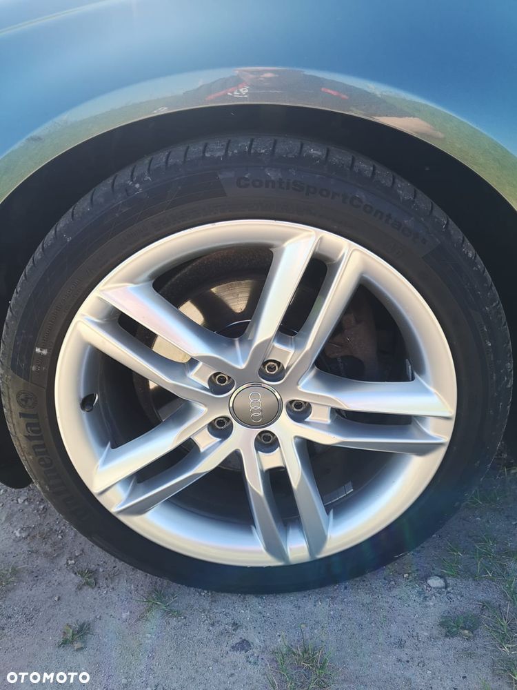 Audi A4 Avant 2.0 TDI Quattro S tronic - 18