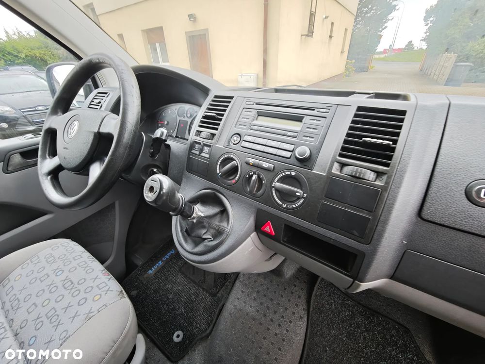 Volkswagen Transporter - 27