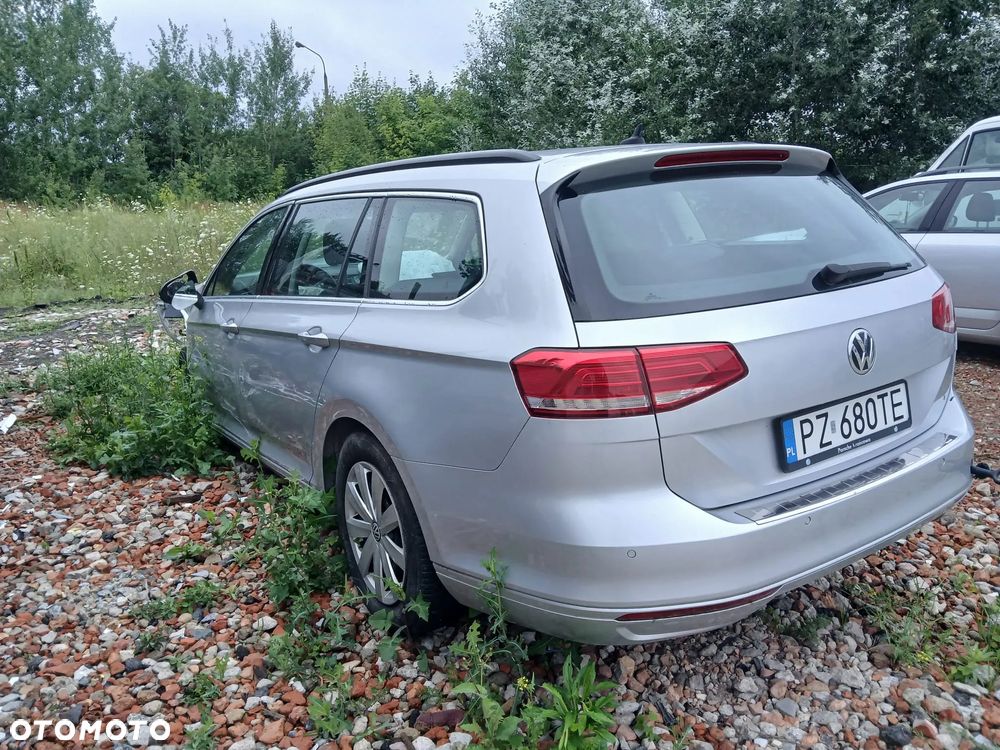 Volkswagen Passat 2.0 TDI SCR Highline DSG - 9