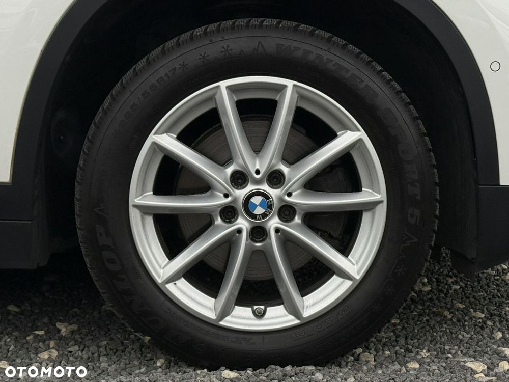 BMW X1 sDrive18i GPF xLine - 38