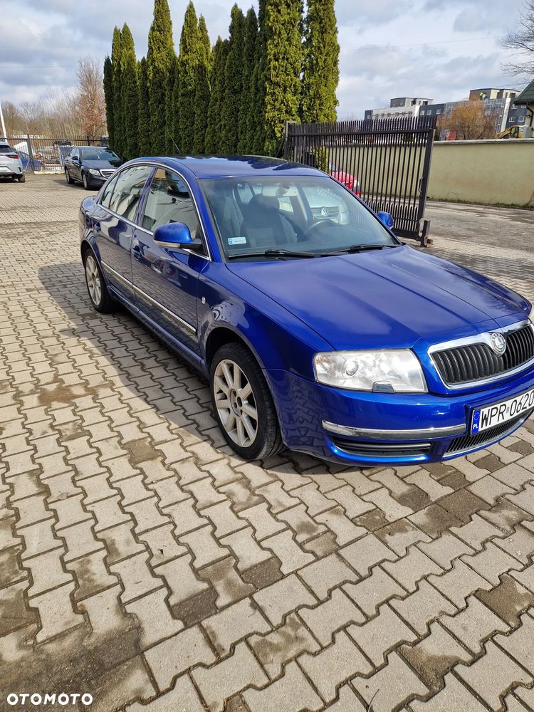 Skoda Superb 2.0 TDI DPF Elegance - 2