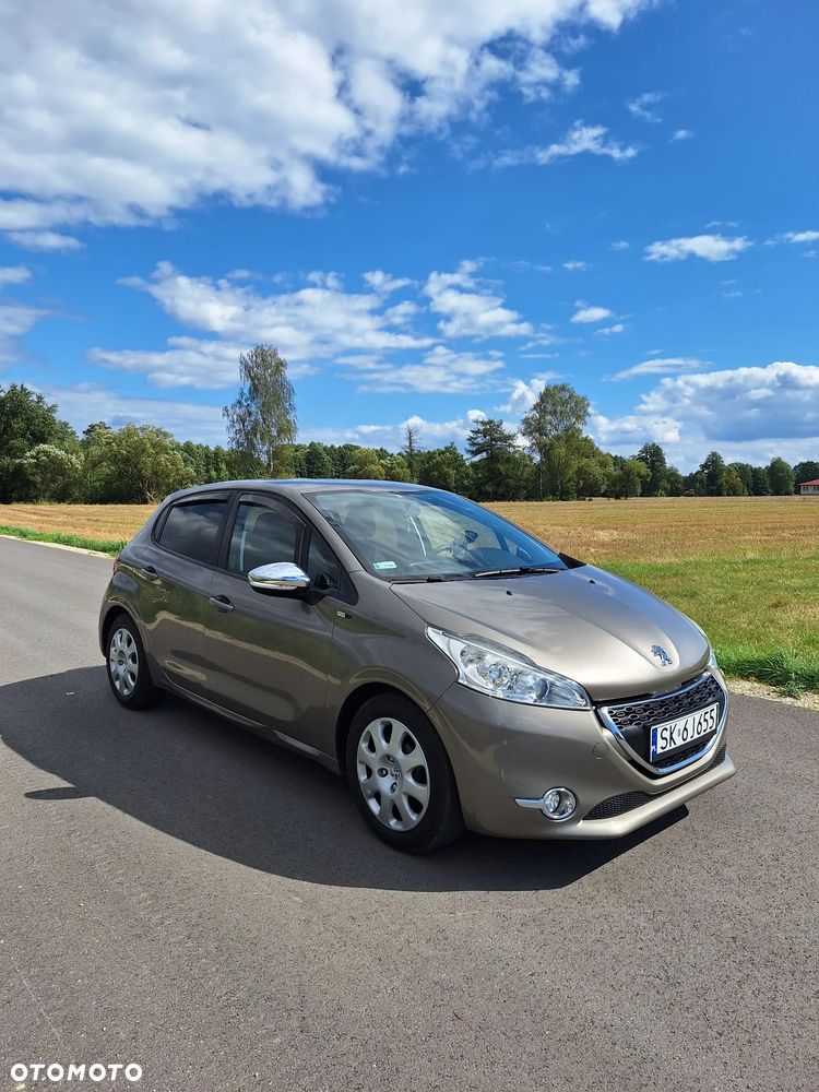 Peugeot 208 - 2