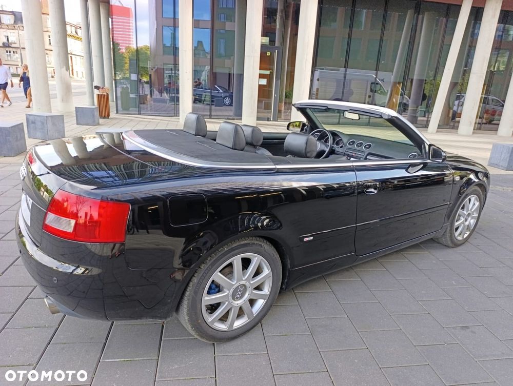 Audi A4 Cabrio 2.4 - 2