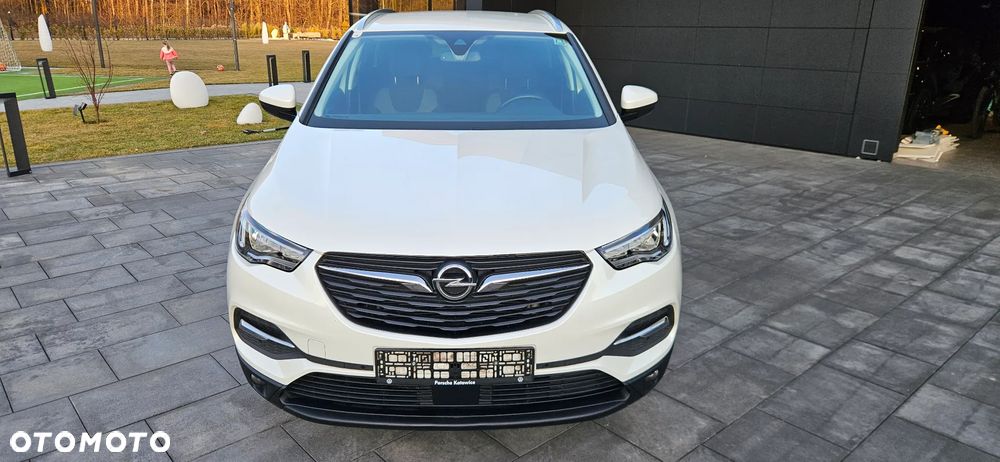 Opel Grandland X 1.2 Start/Stop Automatik Business Elegance - 2