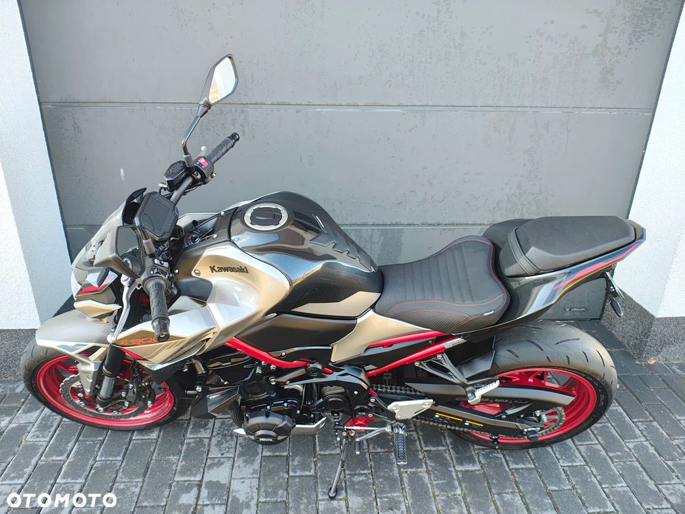 Kawasaki Z 900 - 15