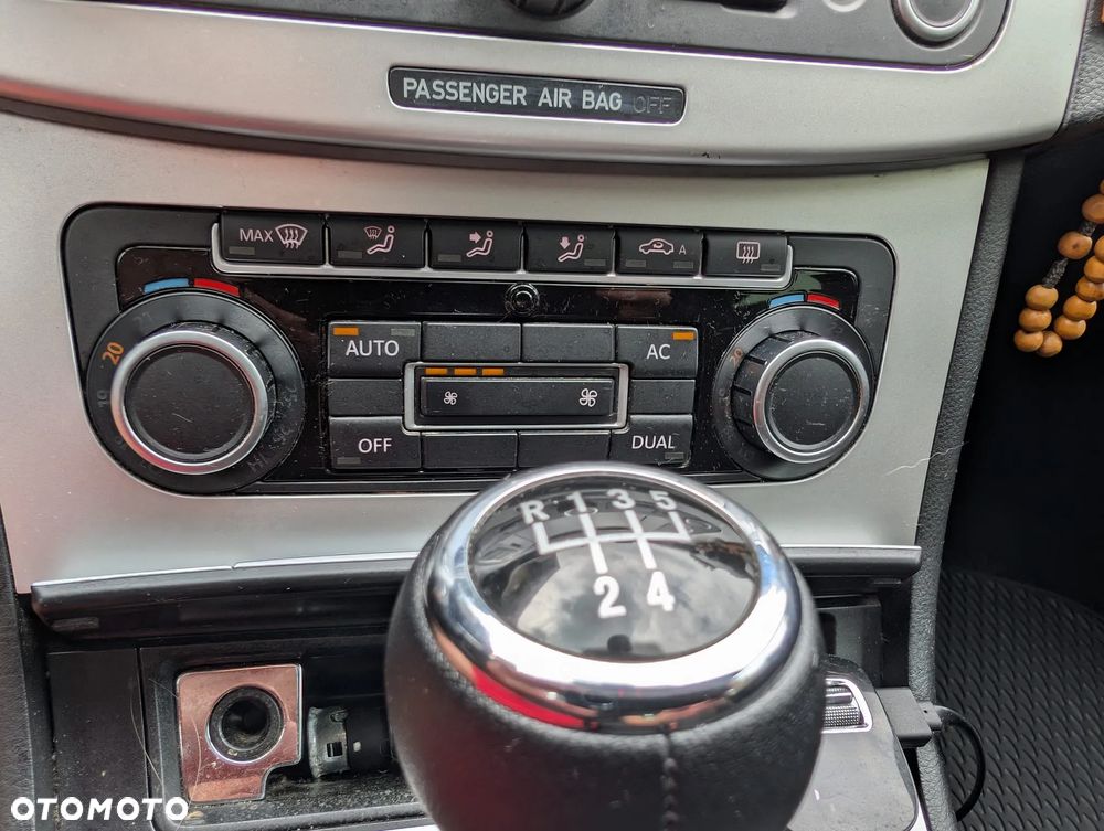 Volkswagen Passat Variant 1.6 TDI BlueMotion - 12