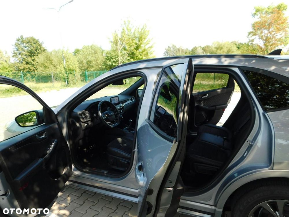 Ford Kuga - 12