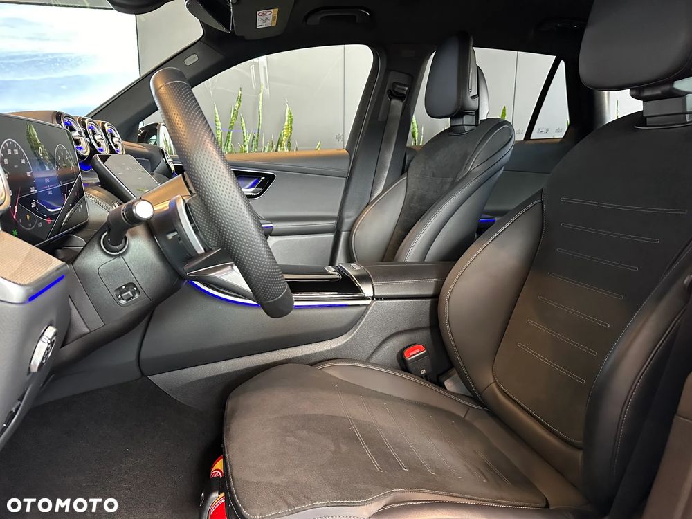 Mercedes-Benz GLC - 11