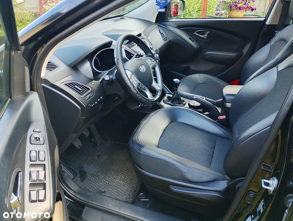 Hyundai ix35 - 12