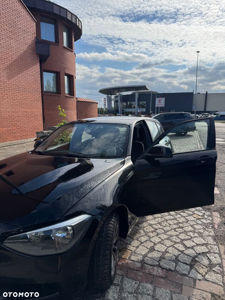 BMW Seria 1 116i - 6