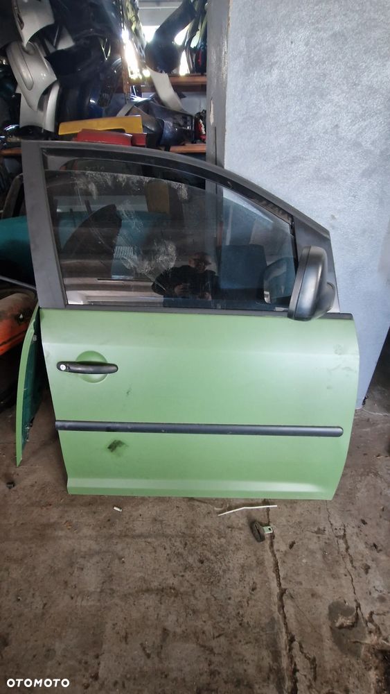 Drzwi Przednie Prawe WV Caddy III - 1