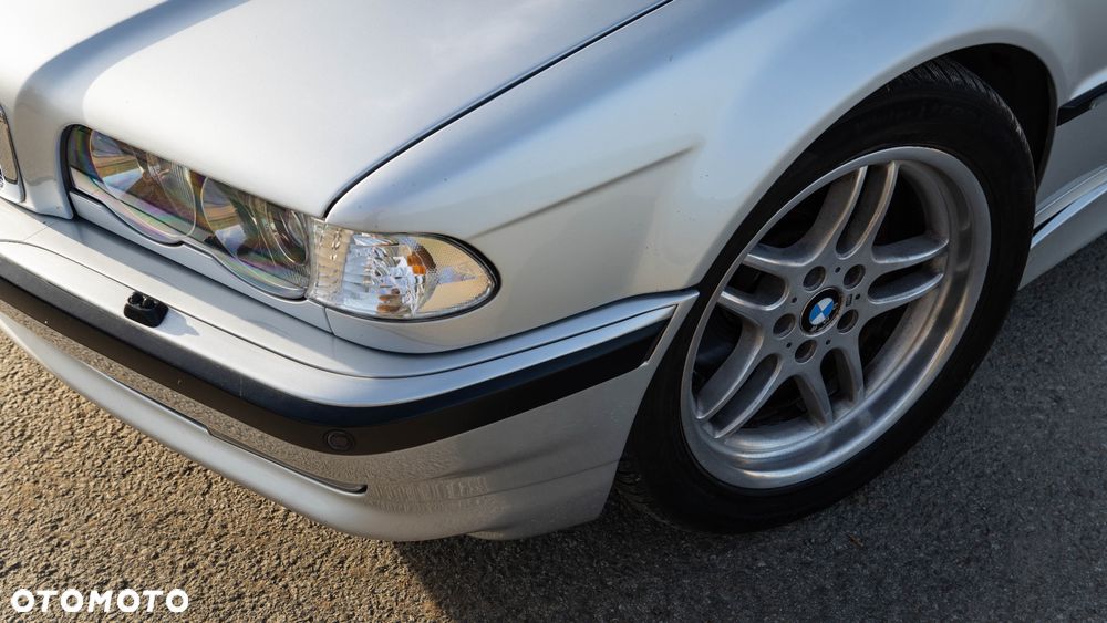 BMW Seria 7 740i - 18
