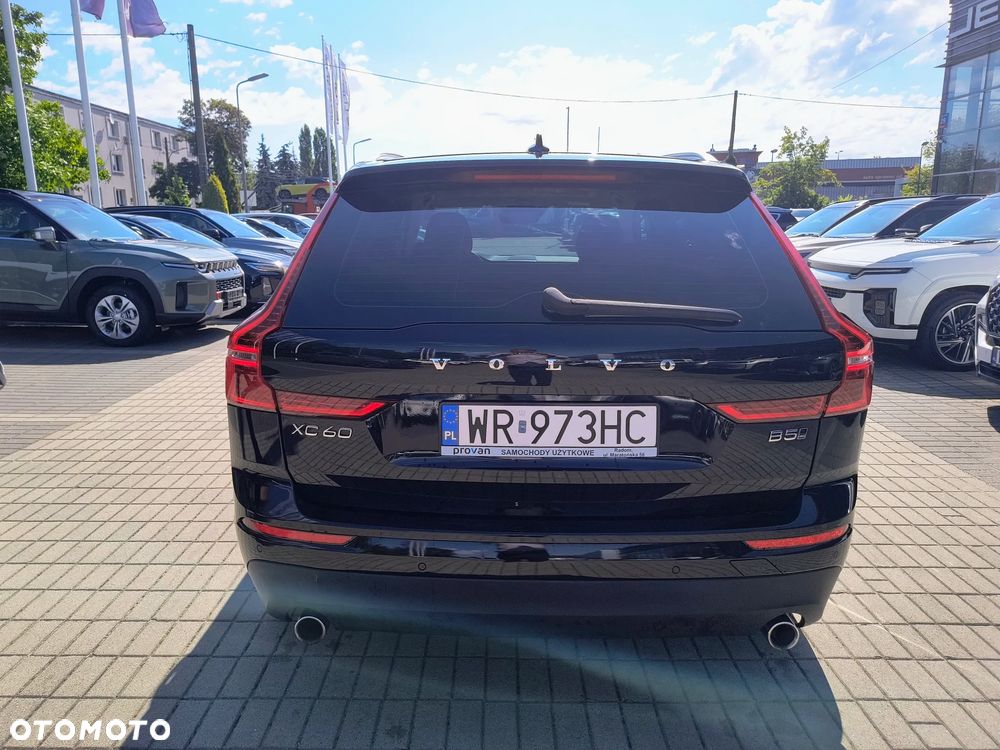 Volvo XC 60 B5 B AWD Momentum - 5