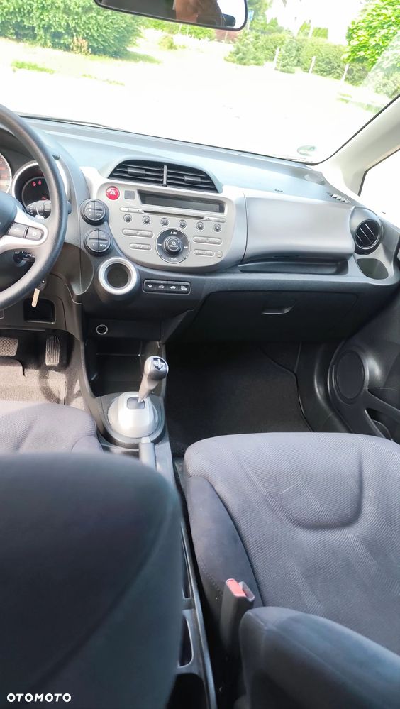Honda Jazz 1.4 Elegance CVT - 19