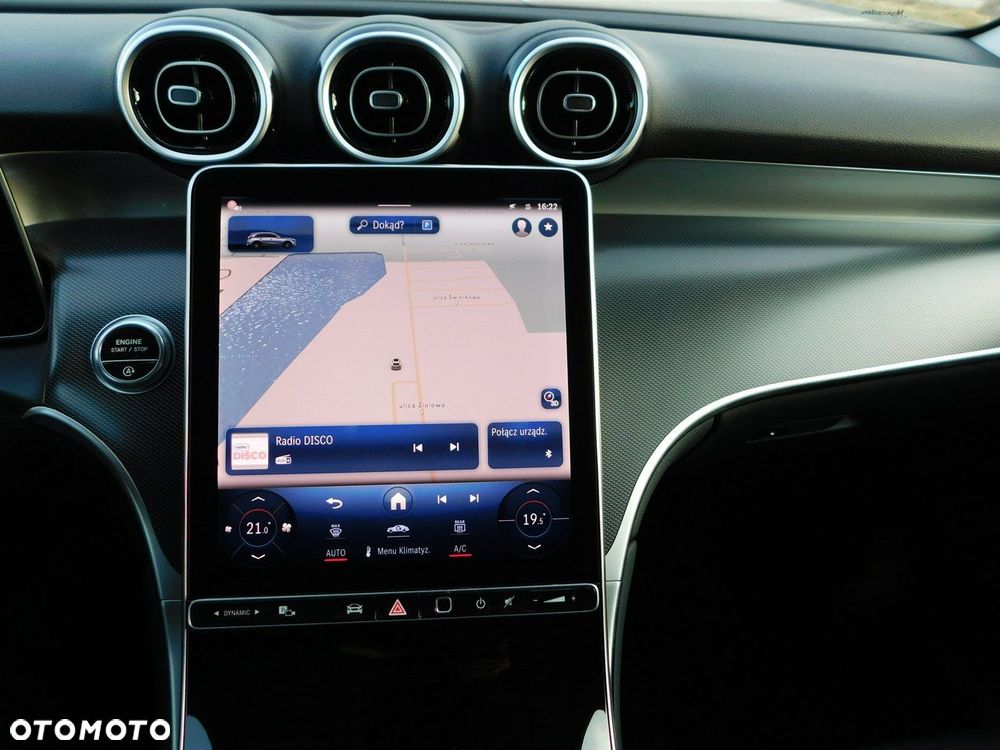 Mercedes-Benz GLC - 12