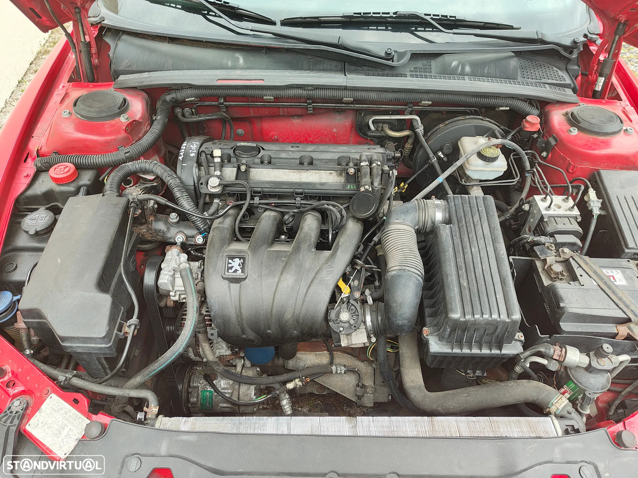 Peugeot 406 Coupé 2.0 16V - 10