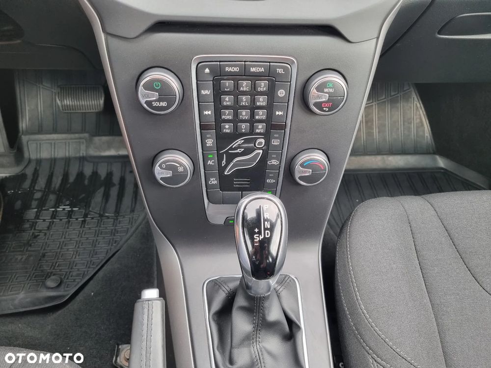 Volvo V40 D2 Geartronic Kinetic - 25