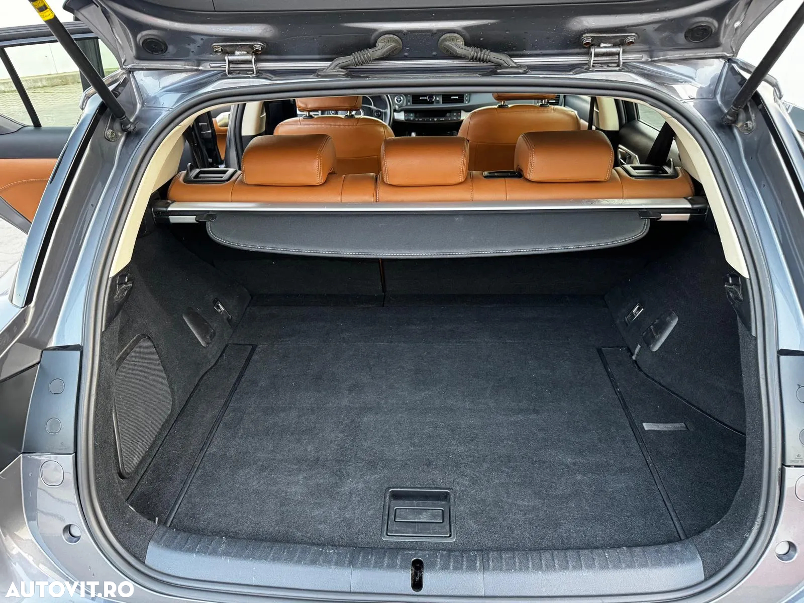 Lexus CT 200h Aut. Luxury - 12