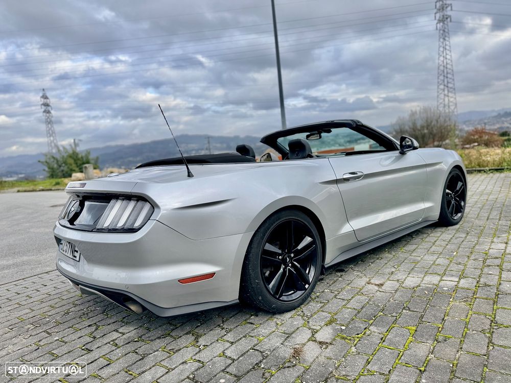 Ford Mustang Cabrio 2.3 Eco Boost - 13