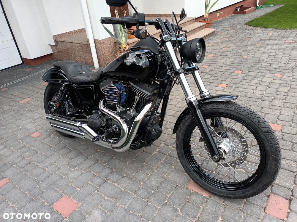 Harley-Davidson Dyna Street Bob - 1