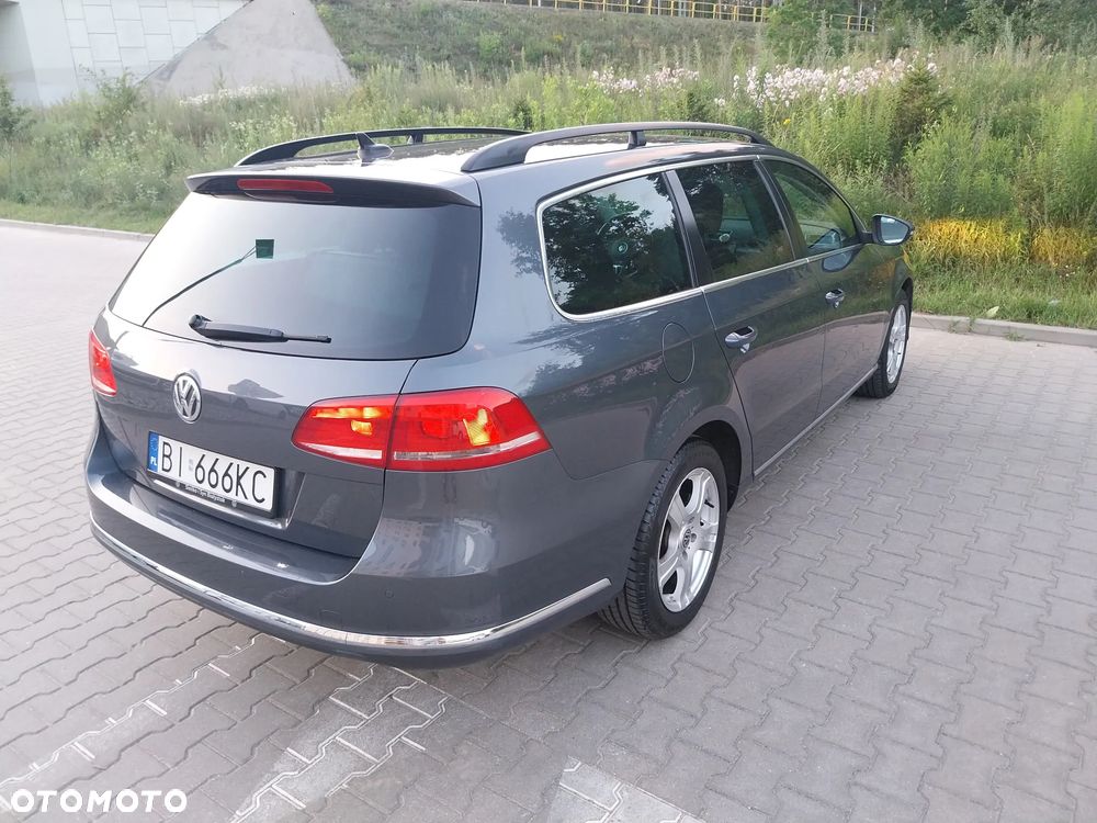 Volkswagen Passat 2.0 TDI Comfortline DSG - 6