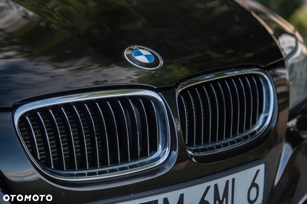 BMW Seria 3 318i - 7