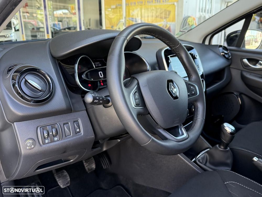 Renault Clio 0.9 TCe Limited Bi-Fuel - 22