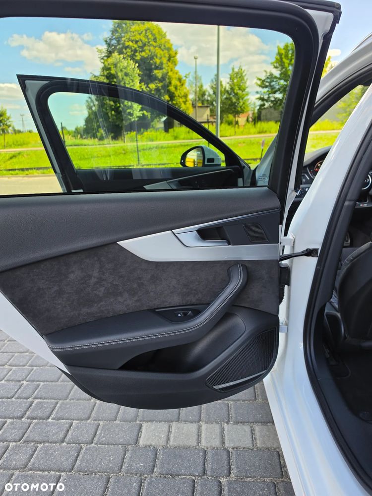 Audi A4 Avant 2.0 TDI S tronic quattro sport - 15