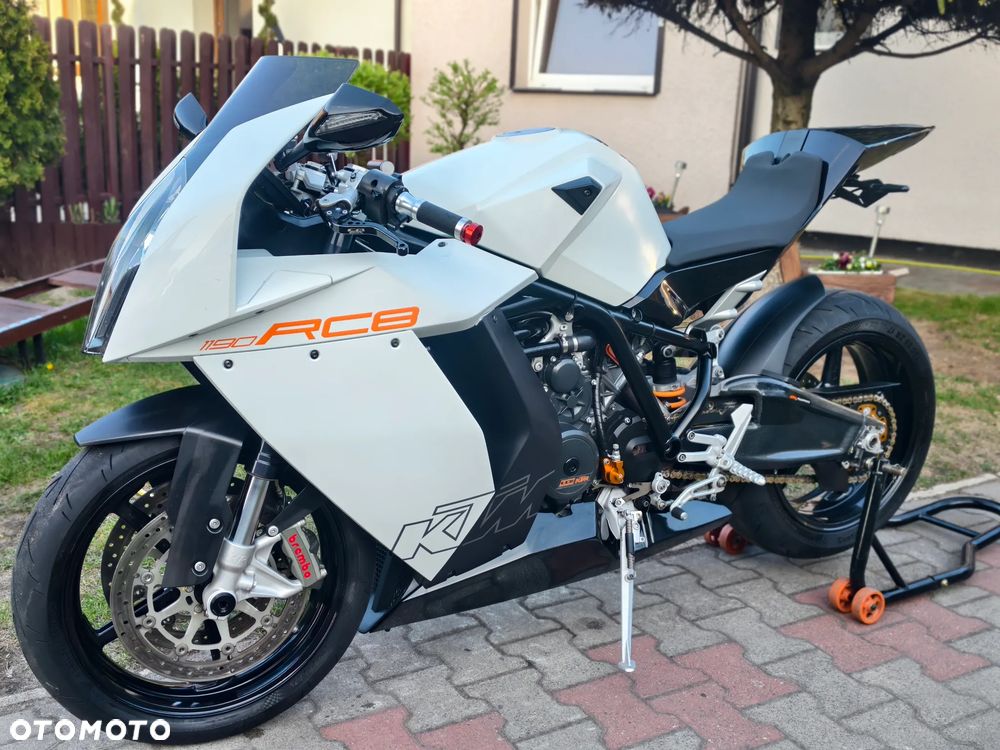 KTM RC 8 - 21