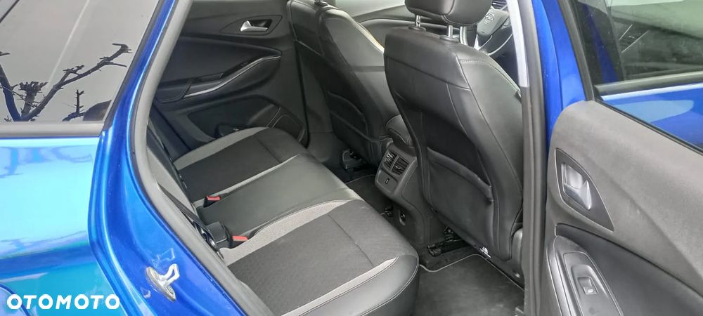 Opel Grandland X 1.6 T Innovation S&S - 13